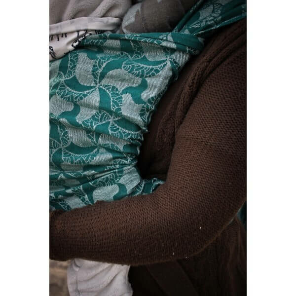 yaro vikle triskele dark green natural hemp