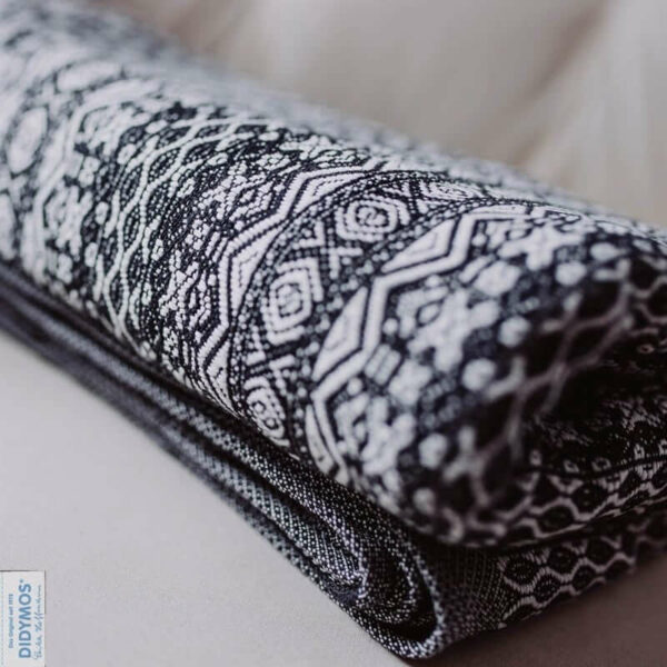 didymos Aada monochrome vikle sneglehuset