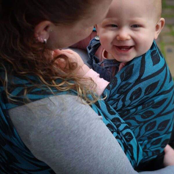 Yaro vikle La Vita Black Turkis tæt på mor