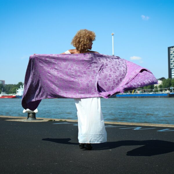 Yaro Fastvikle Campanula Purple Grey Tencel Viscose Confetti