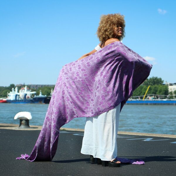 Yaro Fastvikle Campanula Purple Grey Tencel Viscose Confetti