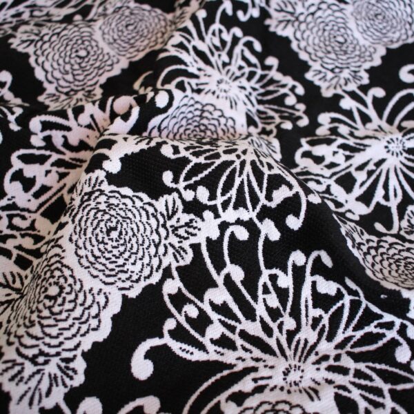 Yaro fastvikle Chrys Puffy Black White Wool