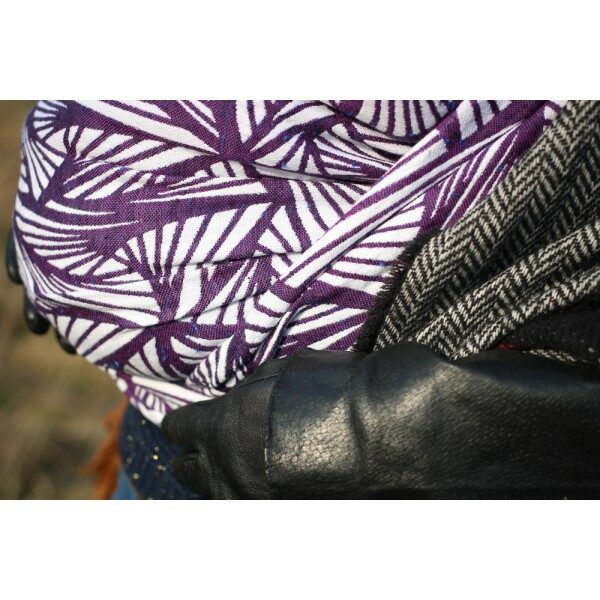 Vikle fra Yaro Magnetic Contra Indigo White Wool Tussah