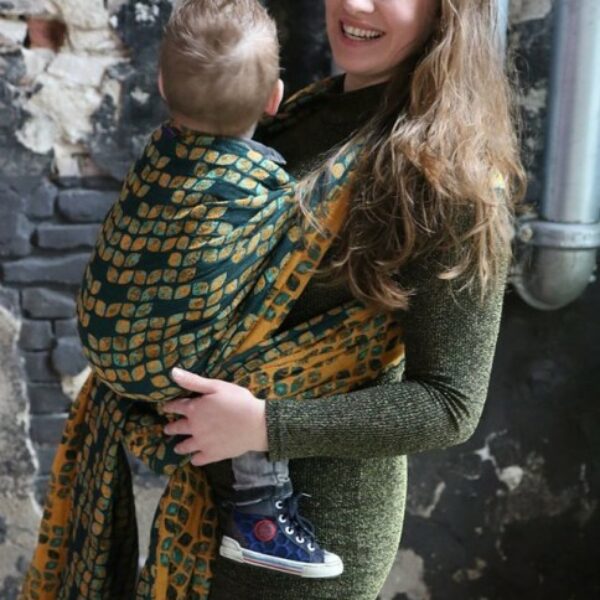 Fastvikle fra Yaro Petals Ultra Ocher Green Chenille SnegleHuset