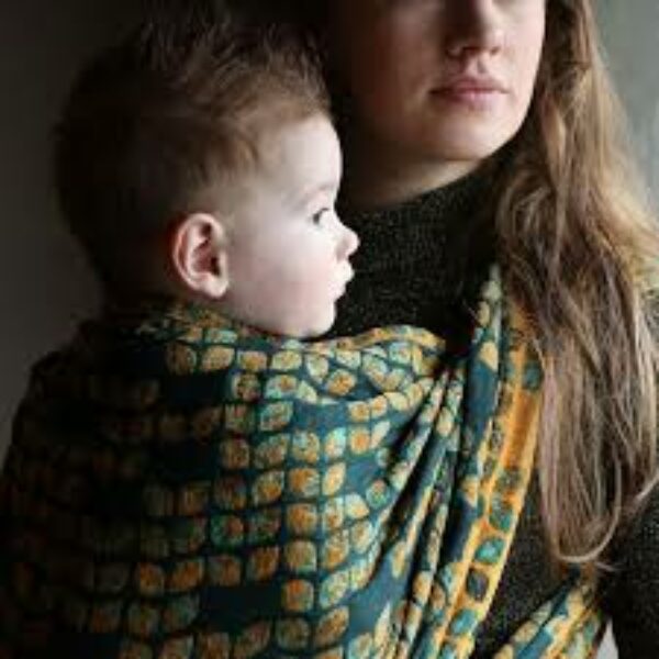 Fastvikle fra Yaro Petals Ultra Ocher Green Chenille SnegleHuset